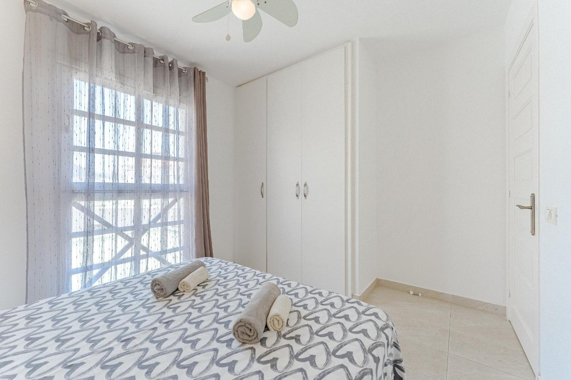 Appartamento Duplex In Complex Andorra Arona  Esterno foto