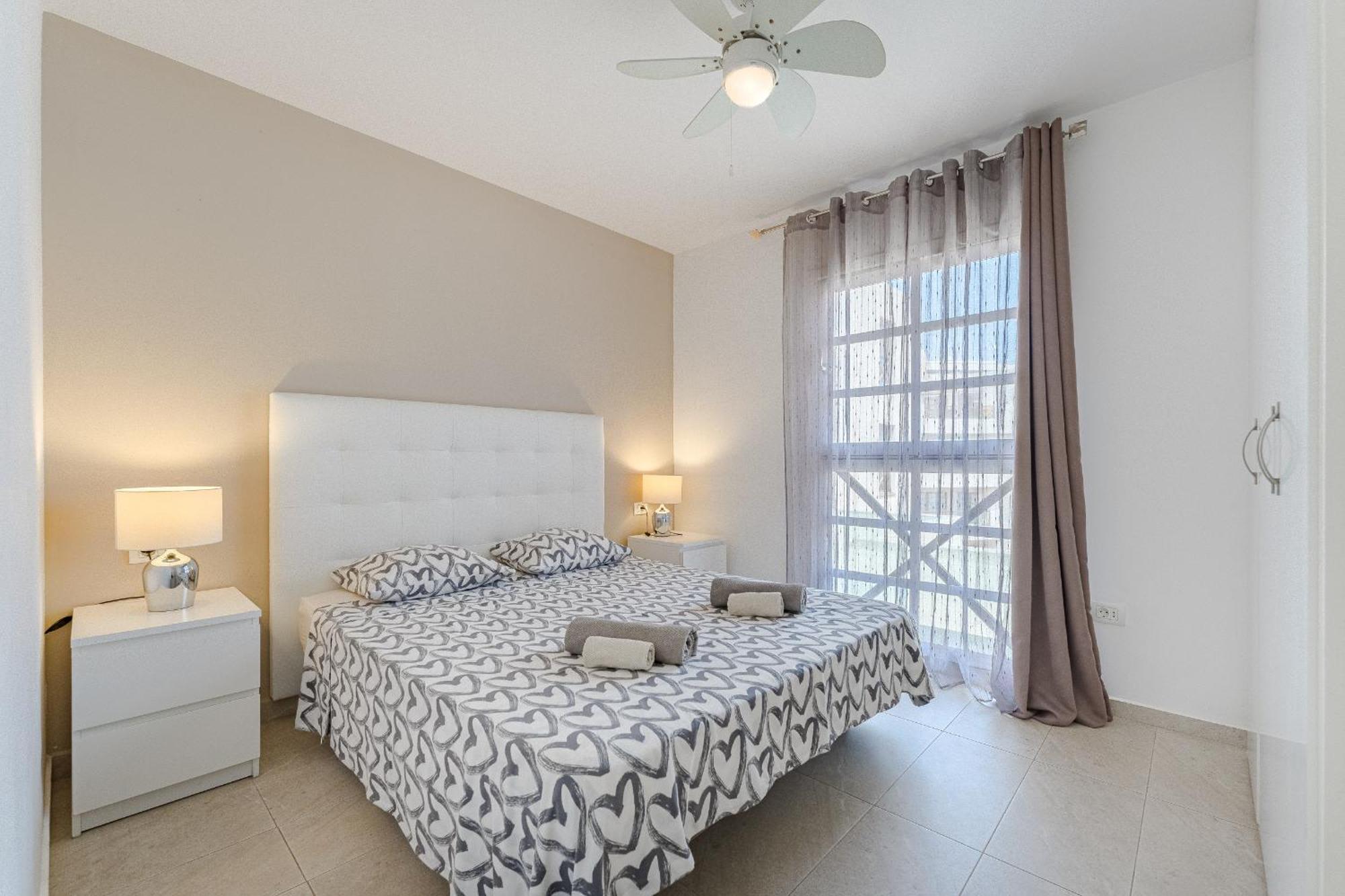 Appartamento Duplex In Complex Andorra Arona  Esterno foto
